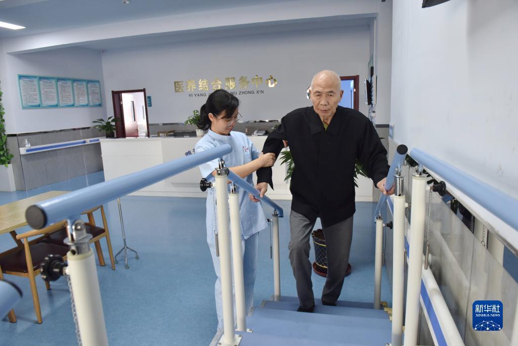 巴黎人668